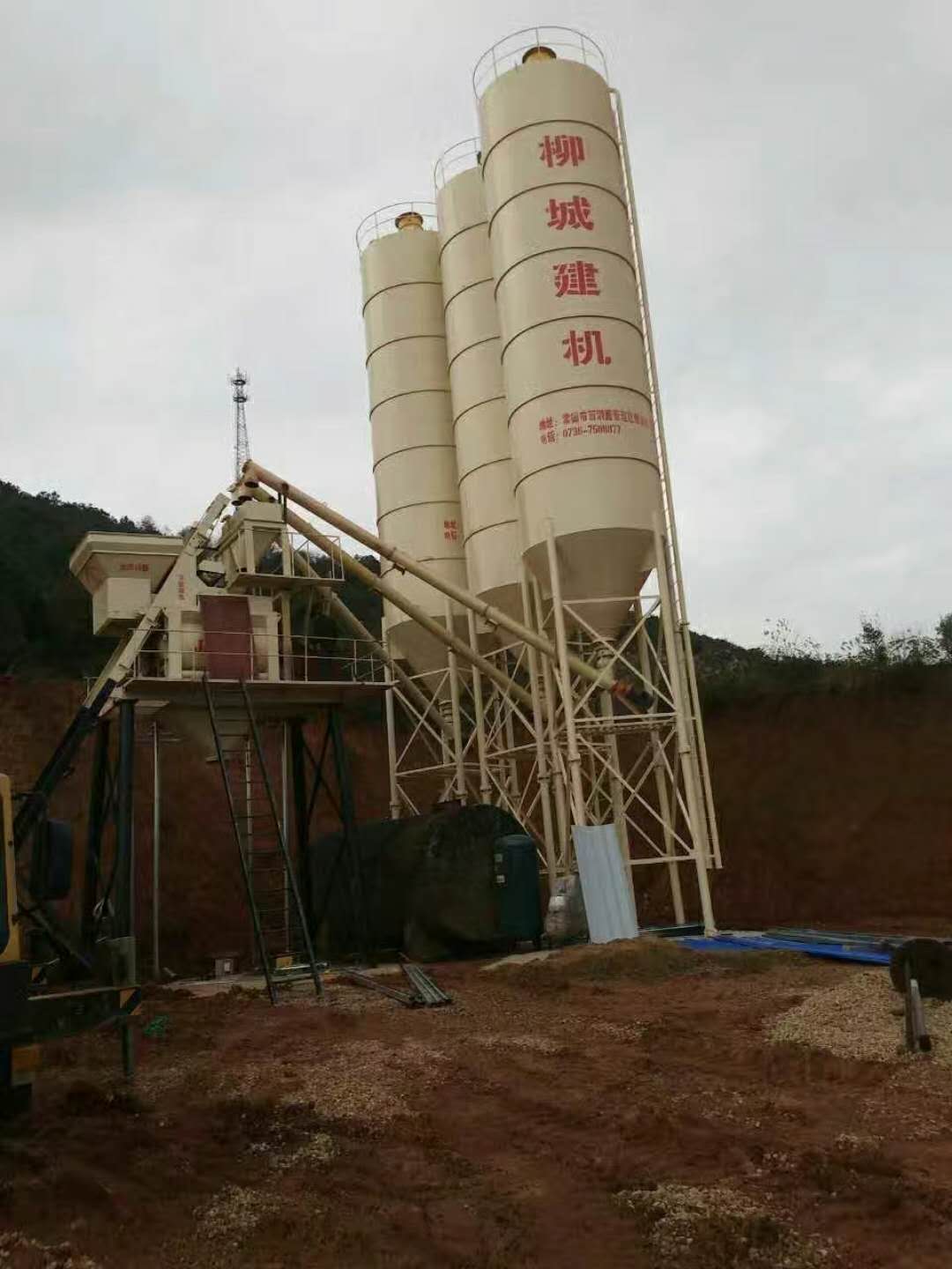 工程混凝土攪拌站和商品攪拌站的區(qū)別？